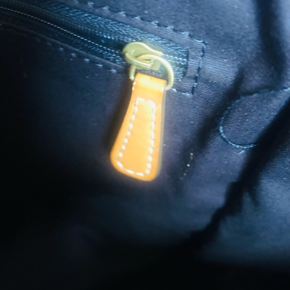 Fossil tote - Picture 6 of 13